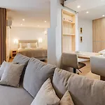 A Lovely Home In A Quiet Area *