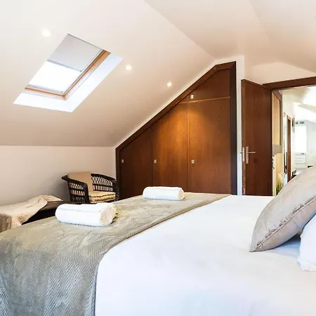 Апартаменты A Lovely In A Quiet Area